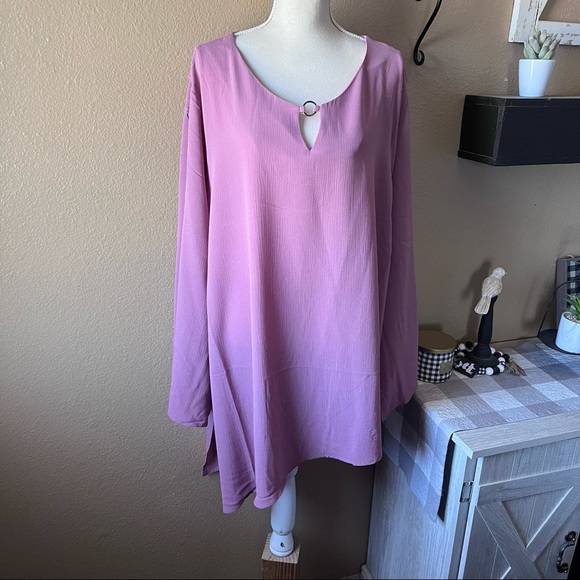 Woman’s Plus Blush Pink Asymmetrical Longsleeve Tunic Blouse 30/32W NWT - Picture 2 of 10